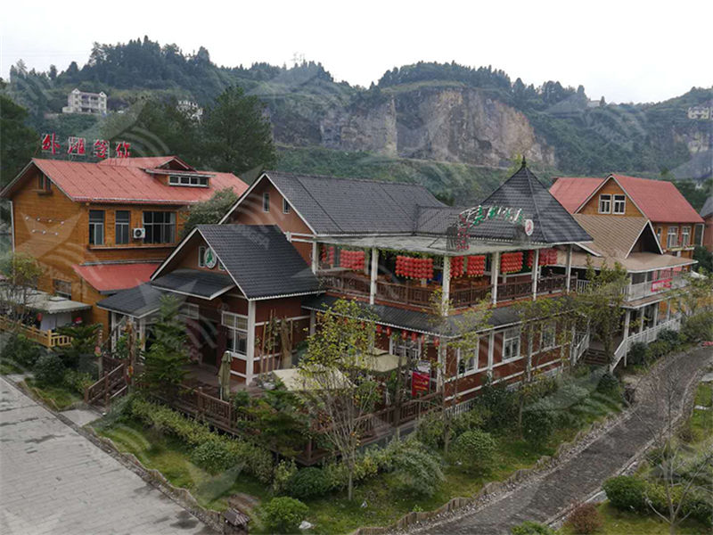 選擇合成樹脂瓦，為南方屋頂雨季防水護(hù)航